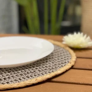 زیر بشقابی حصیری گرد